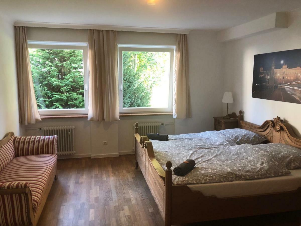 Ferienwohnung Messewohnung Muenchen Ost Forstern Luaran gambar
